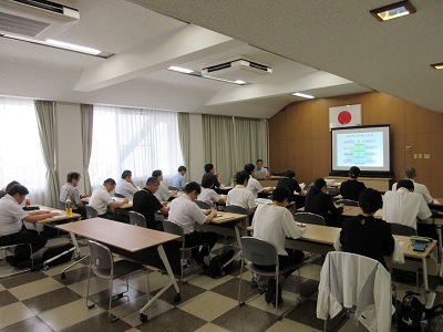 【佐賀地方検察庁での講義の様子（令和８年度）】