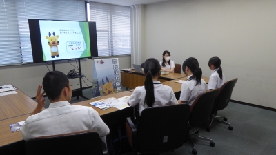 画像の代替テキストを入力ください。