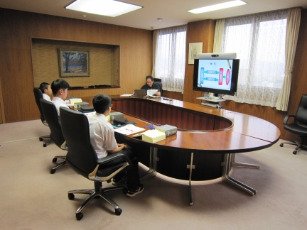 画像の代替テキストを入力ください。